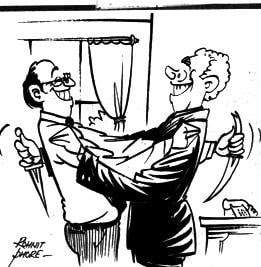Stab someone in the back idiom in english
