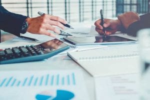 انگلیسی تجاری و بازرگانی (Business English)