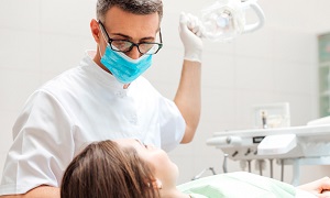 شرایط تحصیل دندانپزشکی در آمریکا