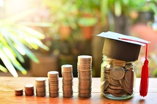 مقدار تمکن مالی مورد نیاز برای ویزای تحصیلی و تحصیل در ایتالیا